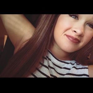 Meet your Posher, Abby